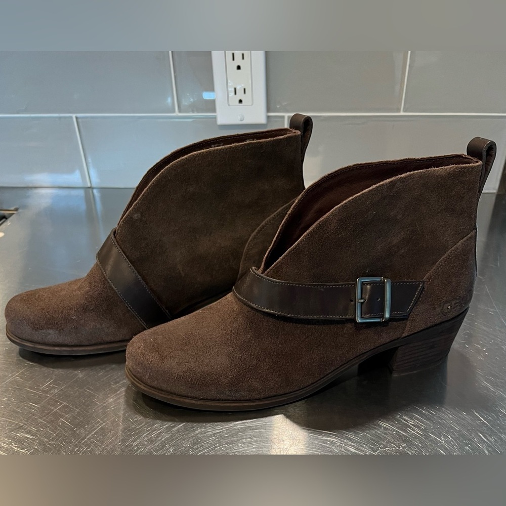 UGG Booties Brown 2” heel women’s 11